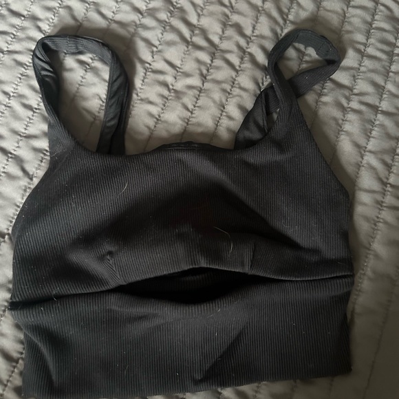 ALO Yoga Other - ALO Yoga Charcoal Ribbed Sports Bra
